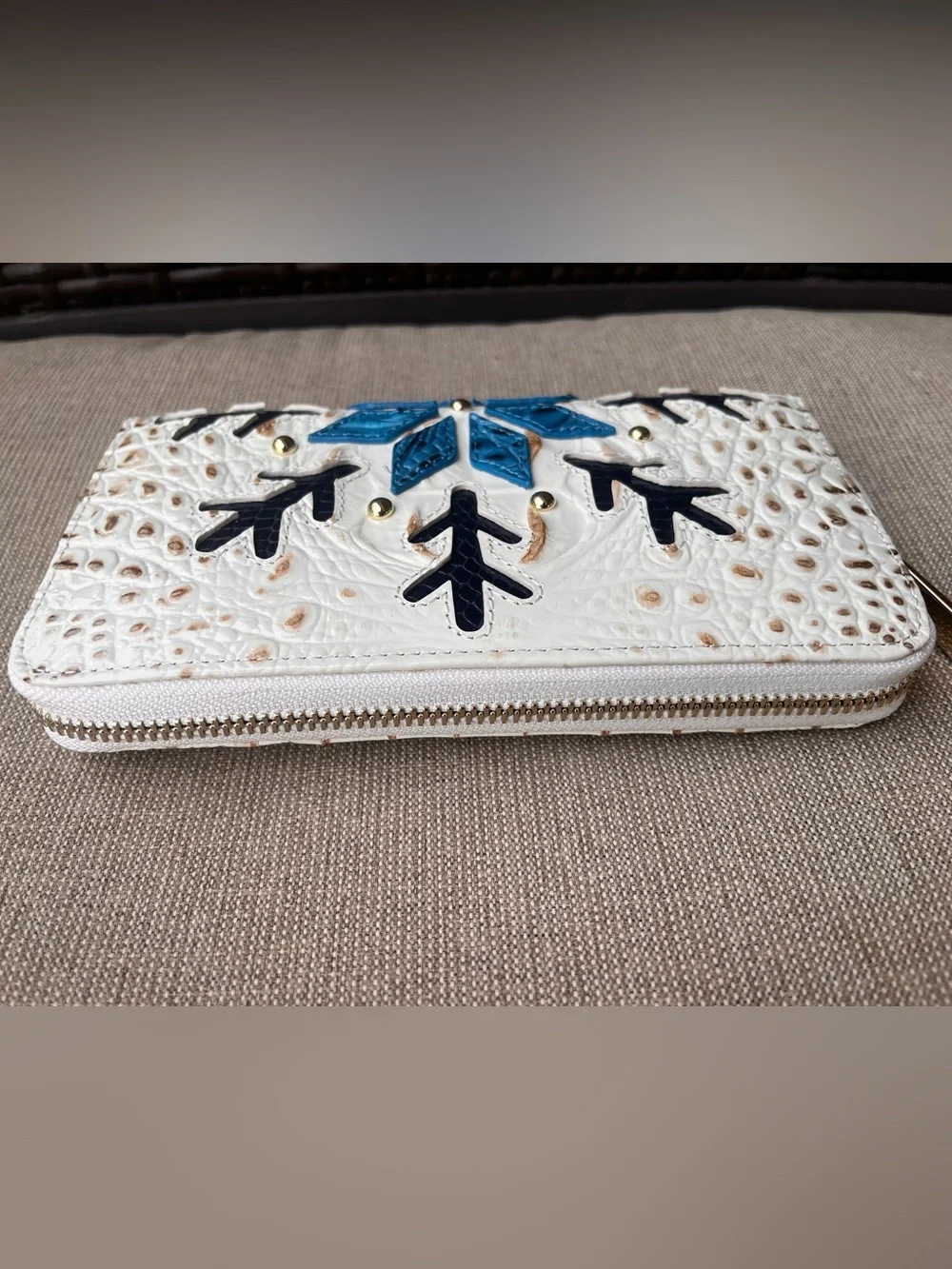 NWT Brahmin SURI in SNOWBALL DRIFT Melbourne Wallet